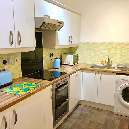 Stylish Apartment With Secure Parking Close To City Chester Luaran gambar