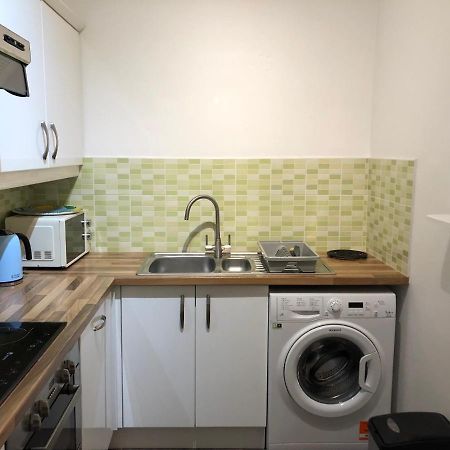 Stylish Apartment With Secure Parking Close To City Chester Luaran gambar